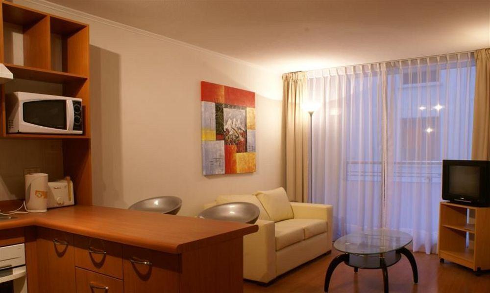 Apart Hotel Agustinas Plaza サンティアゴ エクステリア 写真